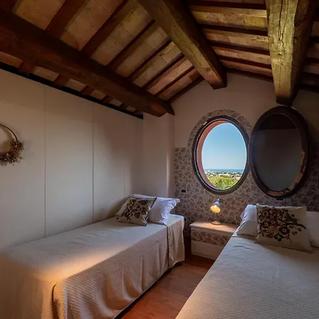 Adele - Historic Dimora With Pool & Sea View Vila *