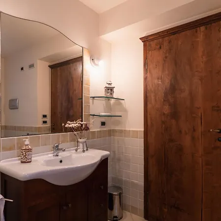 Vila Adele - Historic Dimora With Pool & Sea View