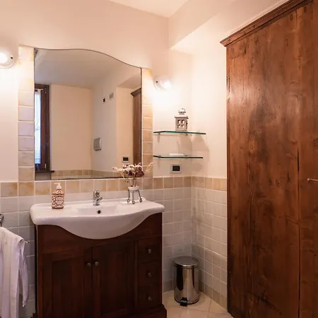 Vila Adele - Historic Dimora With Pool & Sea View