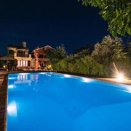 Willa Adele - Historic Dimora With Pool & Sea View